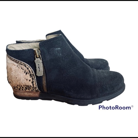 Sorel Women's Major Low Ankle Zip
Leopard Print Bootie - Picture 2 of 7